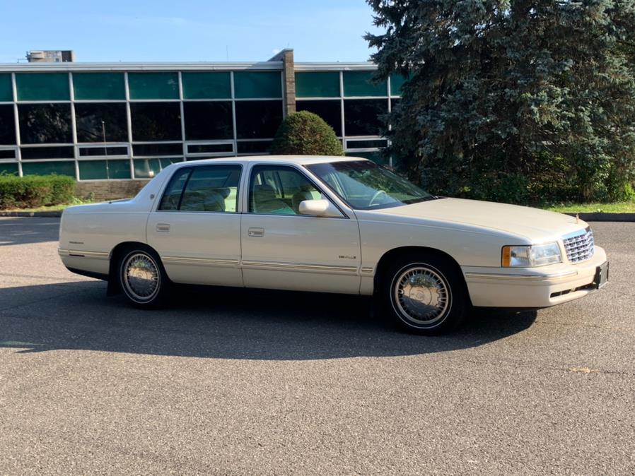 1997 Cadillac d''Elegance 4dr Sdn, available for sale in Waterbury, Connecticut | Platinum Auto Care. Waterbury, Connecticut 1997 Cadillac d''Elegance 4dr Sdn, available for sale in Waterbury, Connecticut | Platinum Auto Care. Waterbury, Connecticut