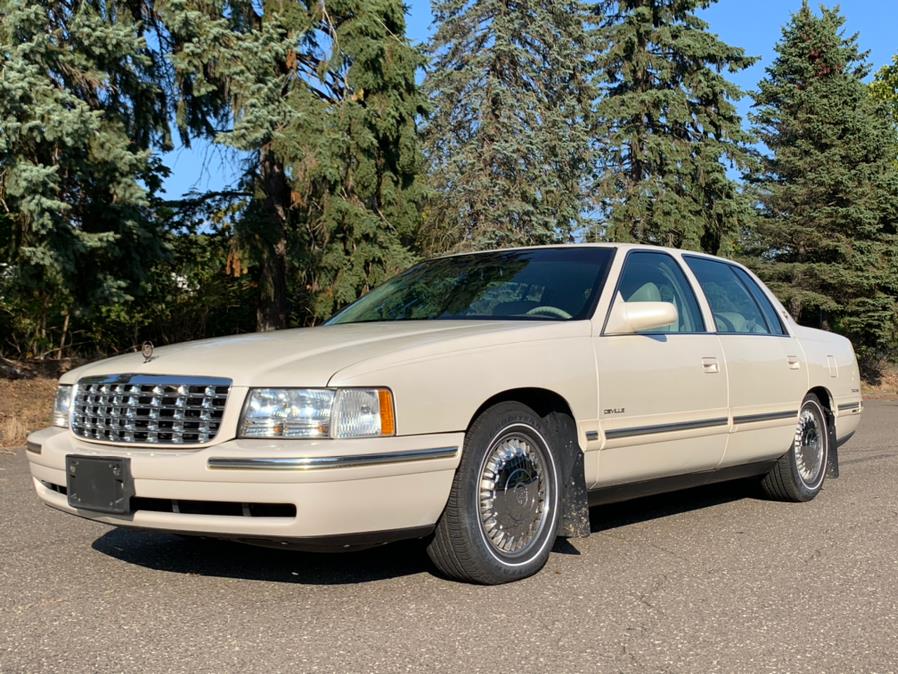 1997 Cadillac d''Elegance 4dr Sdn, available for sale in Waterbury, Connecticut | Platinum Auto Care. Waterbury, Connecticut 1997 Cadillac d''Elegance 4dr Sdn, available for sale in Waterbury, Connecticut | Platinum Auto Care. Waterbury, Connecticut