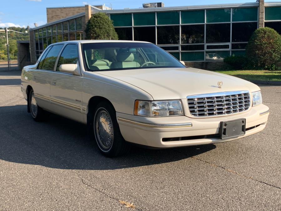 1997 Cadillac d''Elegance 4dr Sdn, available for sale in Waterbury, Connecticut | Platinum Auto Care. Waterbury, Connecticut 1997 Cadillac d''Elegance 4dr Sdn, available for sale in Waterbury, Connecticut | Platinum Auto Care. Waterbury, Connecticut