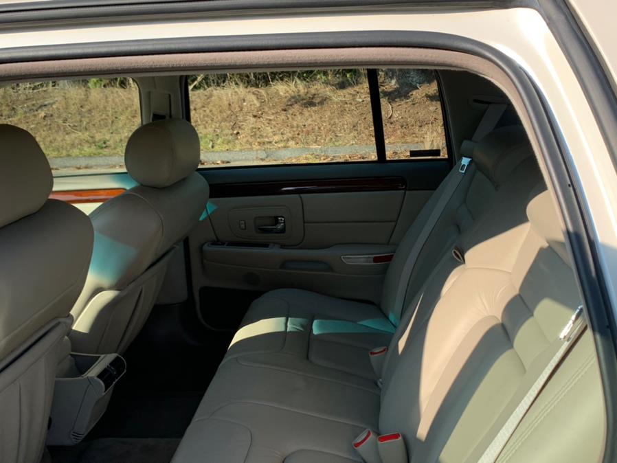1997 Cadillac d''Elegance 4dr Sdn, available for sale in Waterbury, Connecticut | Platinum Auto Care. Waterbury, Connecticut 1997 Cadillac d''Elegance 4dr Sdn, available for sale in Waterbury, Connecticut | Platinum Auto Care. Waterbury, Connecticut