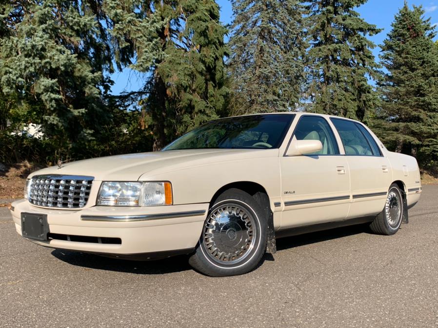 1997 Cadillac d''Elegance 4dr Sdn, available for sale in Waterbury, Connecticut | Platinum Auto Care. Waterbury, Connecticut 1997 Cadillac d''Elegance 4dr Sdn, available for sale in Waterbury, Connecticut | Platinum Auto Care. Waterbury, Connecticut
