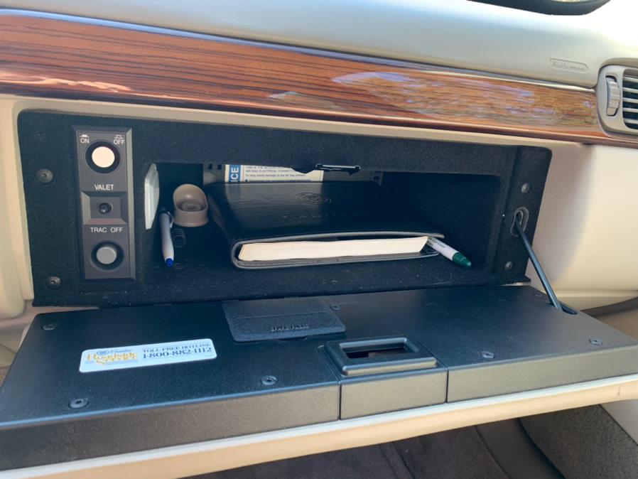 1997 Cadillac d''Elegance 4dr Sdn, available for sale in Waterbury, Connecticut | Platinum Auto Care. Waterbury, Connecticut 1997 Cadillac d''Elegance 4dr Sdn, available for sale in Waterbury, Connecticut | Platinum Auto Care. Waterbury, Connecticut