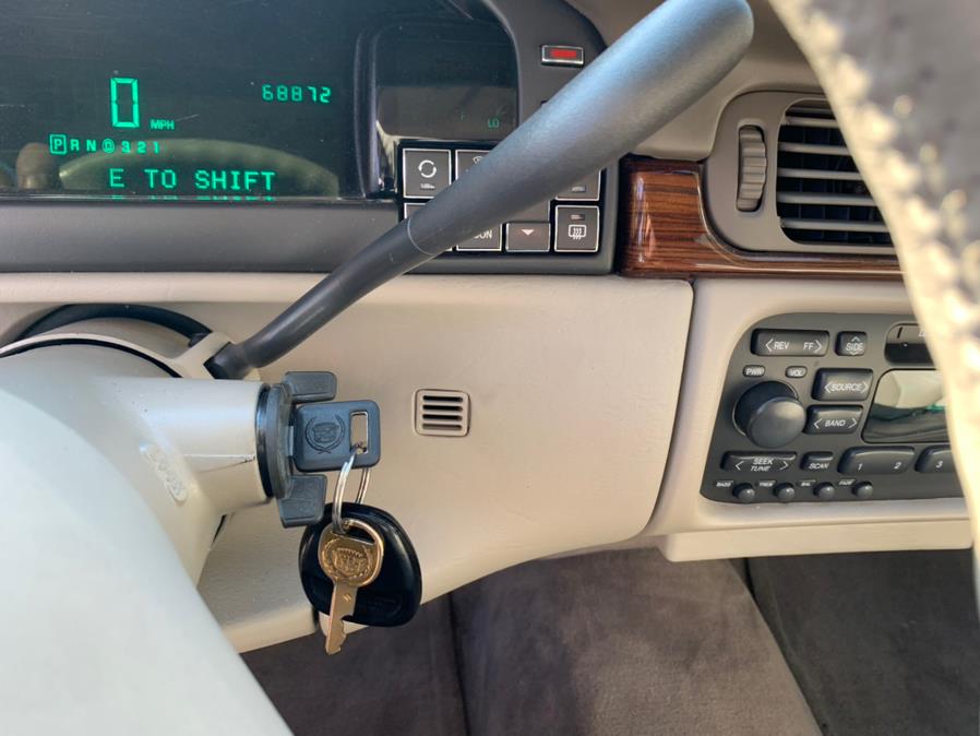 1997 Cadillac d''Elegance 4dr Sdn, available for sale in Waterbury, Connecticut | Platinum Auto Care. Waterbury, Connecticut 1997 Cadillac d''Elegance 4dr Sdn, available for sale in Waterbury, Connecticut | Platinum Auto Care. Waterbury, Connecticut