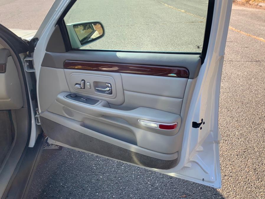 1997 Cadillac d''Elegance 4dr Sdn, available for sale in Waterbury, Connecticut | Platinum Auto Care. Waterbury, Connecticut 1997 Cadillac d''Elegance 4dr Sdn, available for sale in Waterbury, Connecticut | Platinum Auto Care. Waterbury, Connecticut