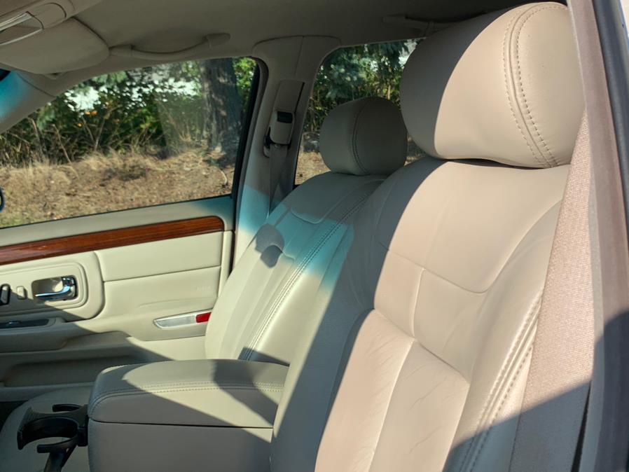 1997 Cadillac d''Elegance 4dr Sdn, available for sale in Waterbury, Connecticut | Platinum Auto Care. Waterbury, Connecticut 1997 Cadillac d''Elegance 4dr Sdn, available for sale in Waterbury, Connecticut | Platinum Auto Care. Waterbury, Connecticut