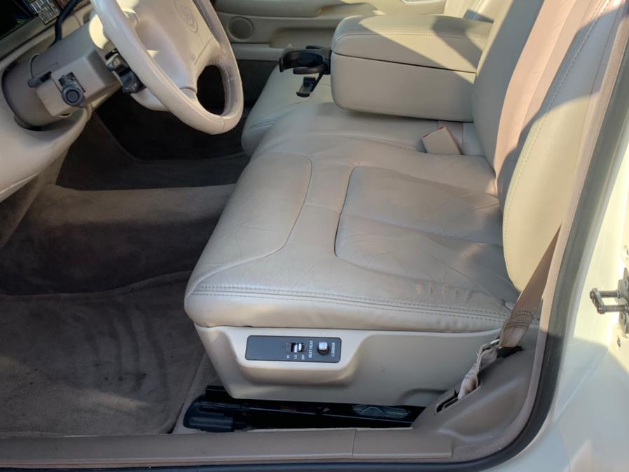 1997 Cadillac d''Elegance 4dr Sdn, available for sale in Waterbury, Connecticut | Platinum Auto Care. Waterbury, Connecticut 1997 Cadillac d''Elegance 4dr Sdn, available for sale in Waterbury, Connecticut | Platinum Auto Care. Waterbury, Connecticut