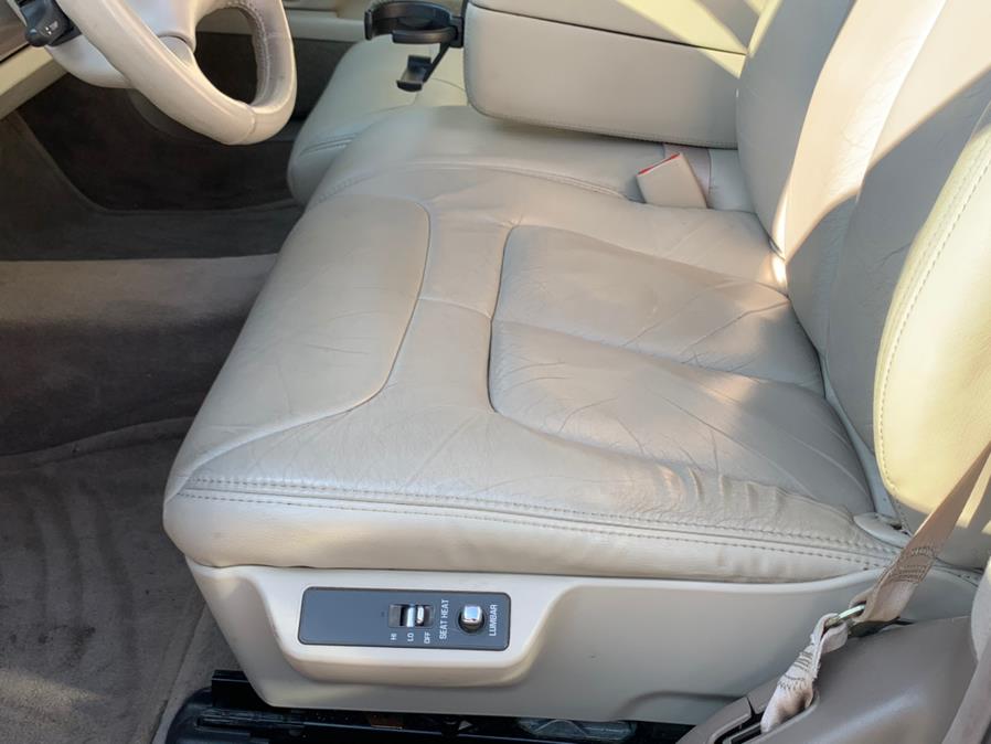 1997 Cadillac d''Elegance 4dr Sdn, available for sale in Waterbury, Connecticut | Platinum Auto Care. Waterbury, Connecticut 1997 Cadillac d''Elegance 4dr Sdn, available for sale in Waterbury, Connecticut | Platinum Auto Care. Waterbury, Connecticut