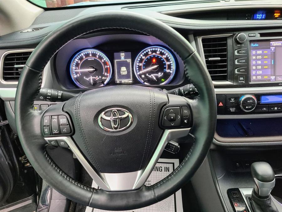 Used Toyota Highlander LIMITED 2015 | Home Run Auto Sales Inc. Lawrence, Massachusetts