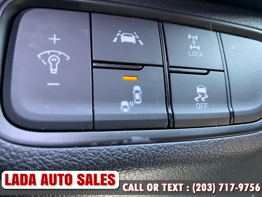 2019 Hyundai Santa Fe SE 2.4L Auto AWD, available for sale in Bridgeport, Connecticut | Lada Auto Sales. Bridgeport, Connecticut 2019 Hyundai Santa Fe SE 2.4L Auto AWD, available for sale in Bridgeport, Connecticut | Lada Auto Sales. Bridgeport, Connecticut