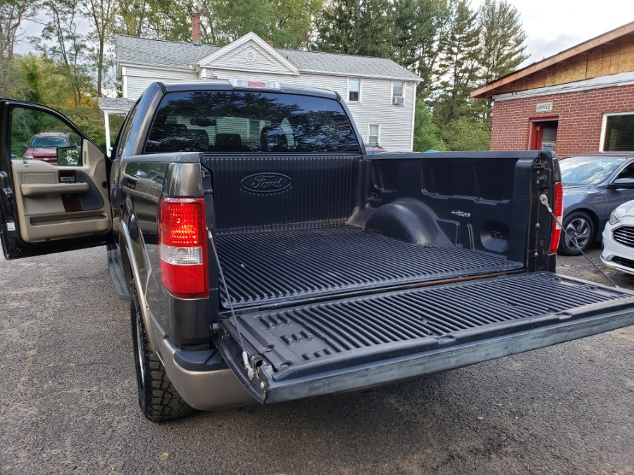 2005 Ford F-150 Lariat 4WD Super Crew 5.4 V8 Leather DVD, available for sale in East Windsor, Connecticut | Toro Auto. East Windsor, Connecticut 2005 Ford F-150 Lariat 4WD Super Crew 5.4 V8 Leather DVD, available for sale in East Windsor, Connecticut | Toro Auto. East Windsor, Connecticut