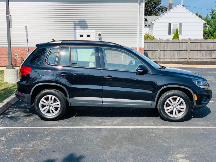 Used Volkswagen TIGUAN S 2.0T 2017 | Sena Motors Inc. Revere, Massachusetts Used Volkswagen TIGUAN S 2.0T 2017 | Sena Motors Inc. Revere, Massachusetts