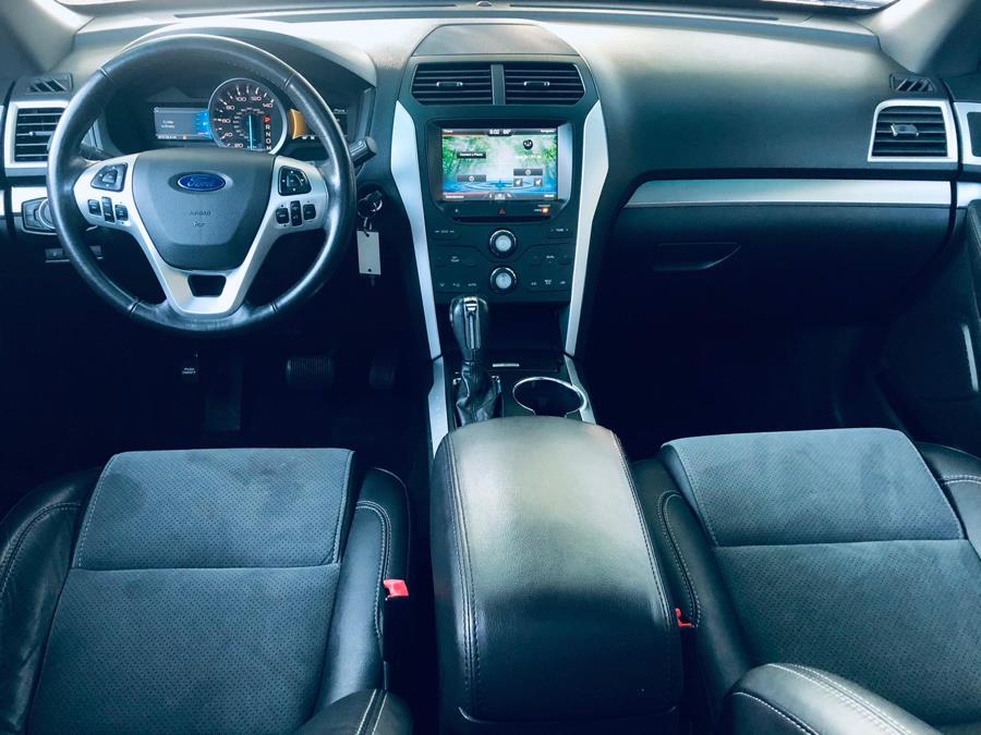 Used Ford Explorer 4WD 4dr XLT 2015 | Sena Motors Inc. Revere, Massachusetts Used Ford Explorer 4WD 4dr XLT 2015 | Sena Motors Inc. Revere, Massachusetts