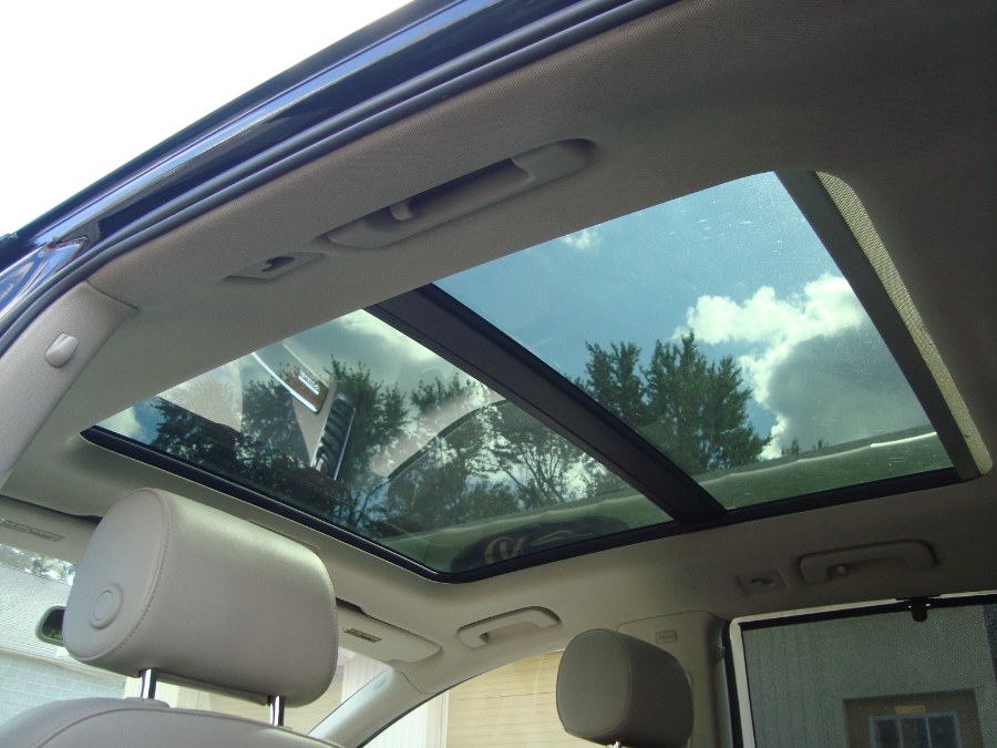 2013 Audi Q7 quattro 4dr 3.0T Premium Plus, available for sale in Manchester, Connecticut | Yara Motors. Manchester, Connecticut 2013 Audi Q7 quattro 4dr 3.0T Premium Plus, available for sale in Manchester, Connecticut | Yara Motors. Manchester, Connecticut