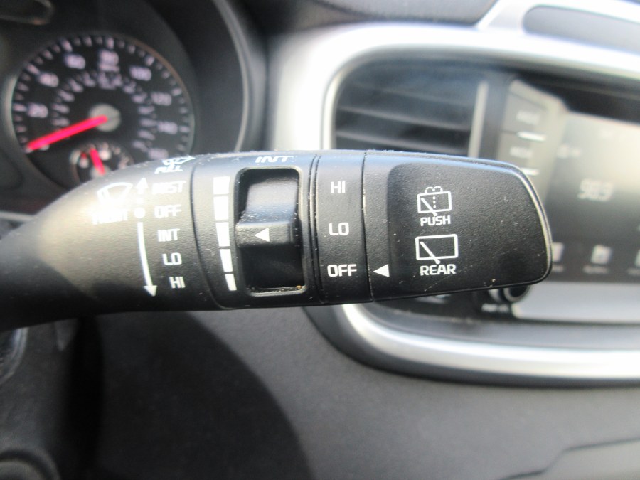 Used Kia Sorento LX V6 FWD 2019 | Route 27 Auto Mall. Linden, New Jersey Used Kia Sorento LX V6 FWD 2019 | Route 27 Auto Mall. Linden, New Jersey