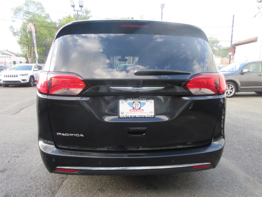 2019 Chrysler Pacifica Touring L FWD, available for sale in Linden, New Jersey | Route 27 Auto Mall. Linden, New Jersey 2019 Chrysler Pacifica Touring L FWD, available for sale in Linden, New Jersey | Route 27 Auto Mall. Linden, New Jersey