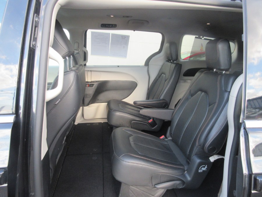 2019 Chrysler Pacifica Touring L FWD, available for sale in Linden, New Jersey | Route 27 Auto Mall. Linden, New Jersey 2019 Chrysler Pacifica Touring L FWD, available for sale in Linden, New Jersey | Route 27 Auto Mall. Linden, New Jersey