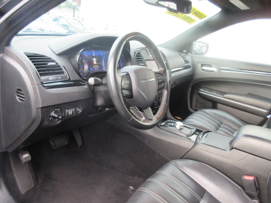 Used Chrysler 300 300S AWD 2019 | Route 27 Auto Mall. Linden, New Jersey Used Chrysler 300 300S AWD 2019 | Route 27 Auto Mall. Linden, New Jersey