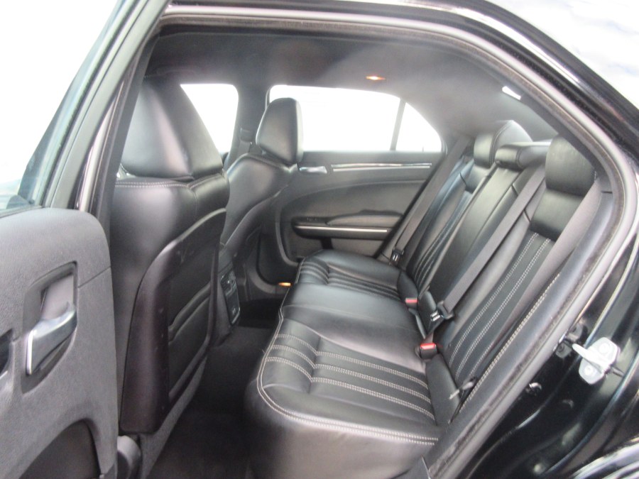 Used Chrysler 300 300S AWD 2019 | Route 27 Auto Mall. Linden, New Jersey Used Chrysler 300 300S AWD 2019 | Route 27 Auto Mall. Linden, New Jersey