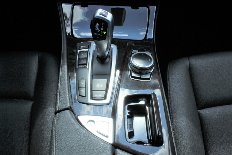 2014 BMW 5 Series 4dr Sdn 528i xDrive AWD, available for sale in Great Neck, New York | Great Neck Car Buyers & Sellers. Great Neck, New York 2014 BMW 5 Series 4dr Sdn 528i xDrive AWD, available for sale in Great Neck, New York | Great Neck Car Buyers & Sellers. Great Neck, New York