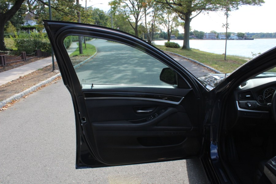 2014 BMW 5 Series 4dr Sdn 528i xDrive AWD, available for sale in Great Neck, New York | Great Neck Car Buyers & Sellers. Great Neck, New York 2014 BMW 5 Series 4dr Sdn 528i xDrive AWD, available for sale in Great Neck, New York | Great Neck Car Buyers & Sellers. Great Neck, New York