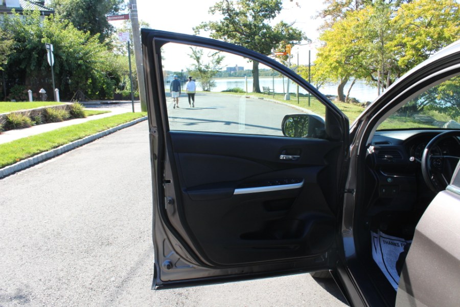 2015 Honda CR-V AWD 5dr EX-L w/Navi, available for sale in Great Neck, New York | Great Neck Car Buyers & Sellers. Great Neck, New York 2015 Honda CR-V AWD 5dr EX-L w/Navi, available for sale in Great Neck, New York | Great Neck Car Buyers & Sellers. Great Neck, New York