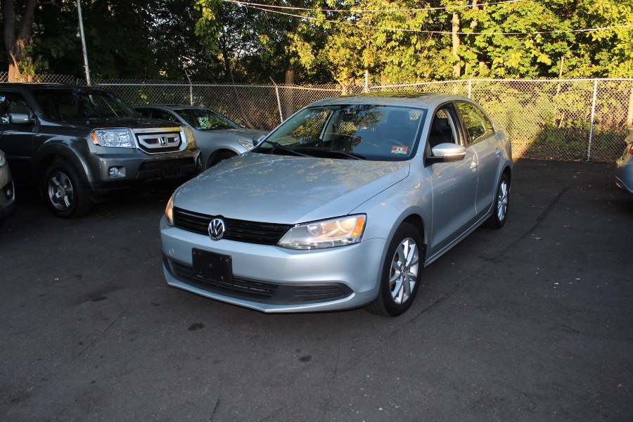 2011 Volkswagen Jetta Sedan 4dr Auto SE w/Convenience & Sunroof PZEV, available for sale in Paterson, New Jersey | Xcell Motors LLC. Paterson, New Jersey 2011 Volkswagen Jetta Sedan 4dr Auto SE w/Convenience & Sunroof PZEV, available for sale in Paterson, New Jersey | Xcell Motors LLC. Paterson, New Jersey