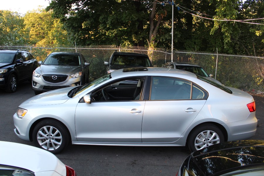2011 Volkswagen Jetta Sedan 4dr Auto SE w/Convenience & Sunroof PZEV, available for sale in Paterson, New Jersey | Xcell Motors LLC. Paterson, New Jersey 2011 Volkswagen Jetta Sedan 4dr Auto SE w/Convenience & Sunroof PZEV, available for sale in Paterson, New Jersey | Xcell Motors LLC. Paterson, New Jersey