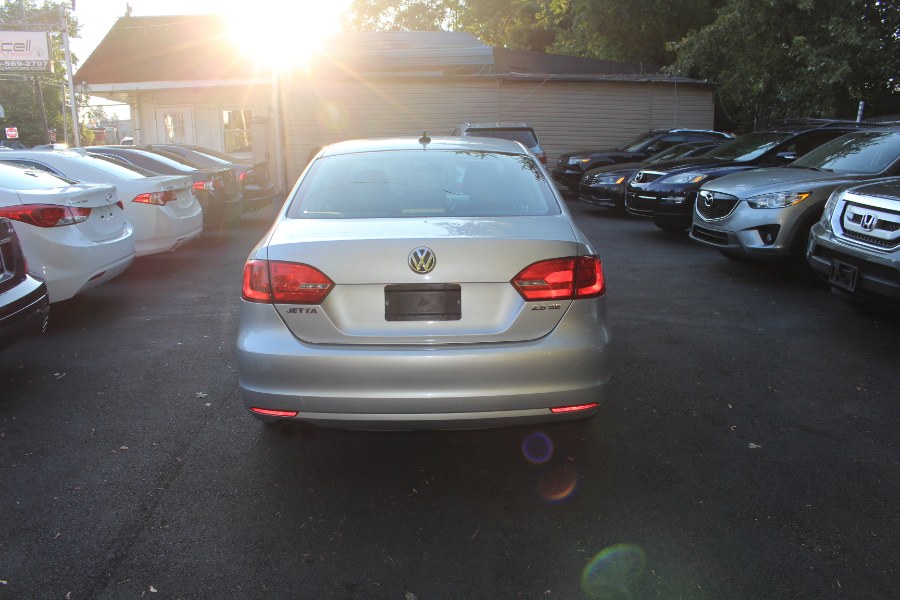 2011 Volkswagen Jetta Sedan 4dr Auto SE w/Convenience & Sunroof PZEV, available for sale in Paterson, New Jersey | Xcell Motors LLC. Paterson, New Jersey 2011 Volkswagen Jetta Sedan 4dr Auto SE w/Convenience & Sunroof PZEV, available for sale in Paterson, New Jersey | Xcell Motors LLC. Paterson, New Jersey