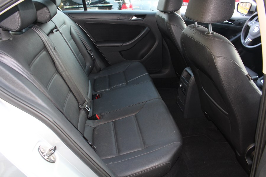2011 Volkswagen Jetta Sedan 4dr Auto SE w/Convenience & Sunroof PZEV, available for sale in Paterson, New Jersey | Xcell Motors LLC. Paterson, New Jersey 2011 Volkswagen Jetta Sedan 4dr Auto SE w/Convenience & Sunroof PZEV, available for sale in Paterson, New Jersey | Xcell Motors LLC. Paterson, New Jersey