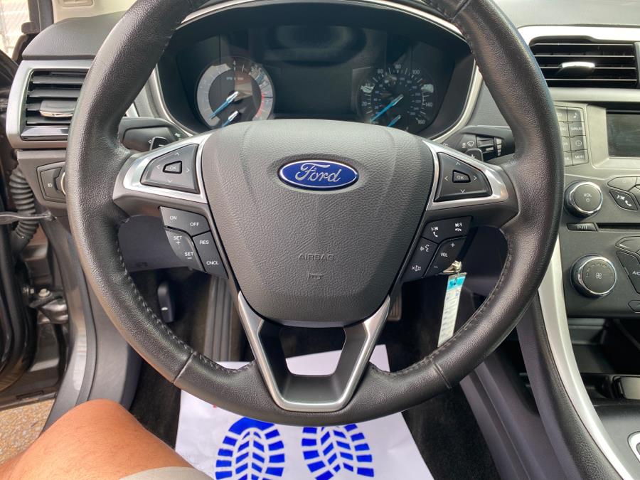 2016 Ford Fusion 4dr Sdn SE AWD, available for sale in Stamford, Connecticut | Harbor View Auto Sales LLC. Stamford, Connecticut 2016 Ford Fusion 4dr Sdn SE AWD, available for sale in Stamford, Connecticut | Harbor View Auto Sales LLC. Stamford, Connecticut
