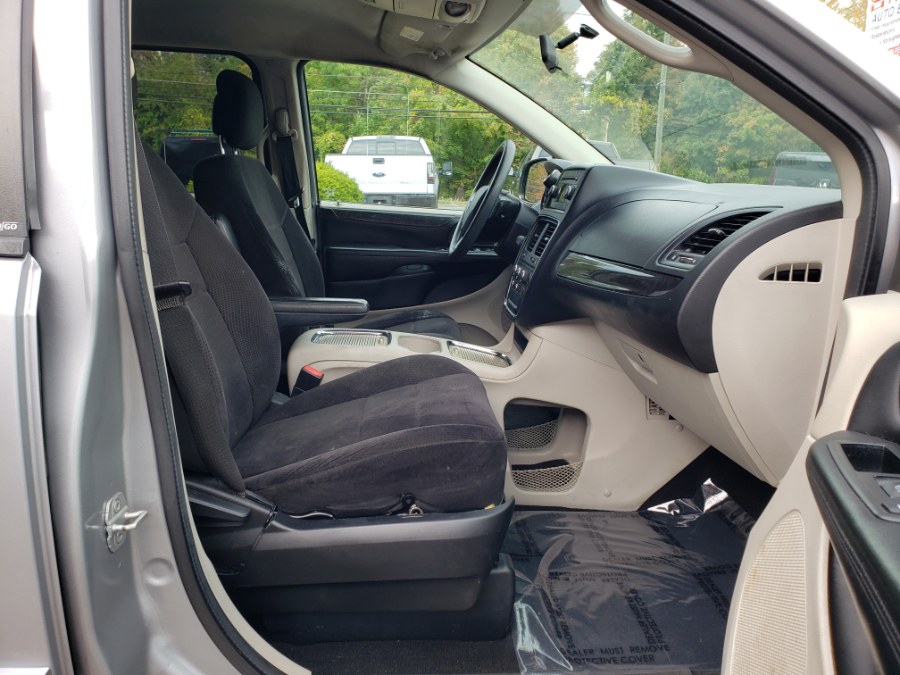2014 Dodge Grand Caravan SXT Power Sliding Doors, available for sale in East Windsor, Connecticut | Toro Auto. East Windsor, Connecticut 2014 Dodge Grand Caravan SXT Power Sliding Doors, available for sale in East Windsor, Connecticut | Toro Auto. East Windsor, Connecticut