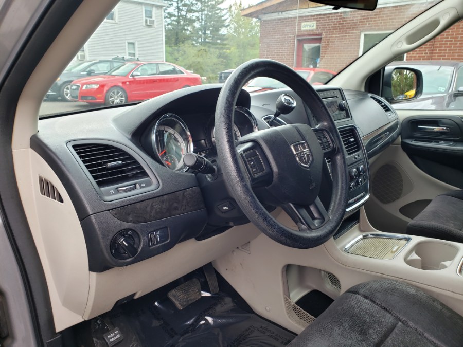 2014 Dodge Grand Caravan SXT Power Sliding Doors, available for sale in East Windsor, Connecticut | Toro Auto. East Windsor, Connecticut 2014 Dodge Grand Caravan SXT Power Sliding Doors, available for sale in East Windsor, Connecticut | Toro Auto. East Windsor, Connecticut