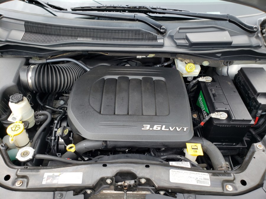 2014 Dodge Grand Caravan SXT Power Sliding Doors, available for sale in East Windsor, Connecticut | Toro Auto. East Windsor, Connecticut 2014 Dodge Grand Caravan SXT Power Sliding Doors, available for sale in East Windsor, Connecticut | Toro Auto. East Windsor, Connecticut