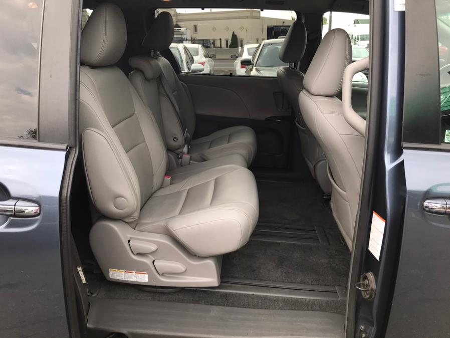 Used Toyota Sienna XLE Premium FWD 8-Passenger (Natl) 2017 | European Auto Expo. Lodi, New Jersey Used Toyota Sienna XLE Premium FWD 8-Passenger (Natl) 2017 | European Auto Expo. Lodi, New Jersey