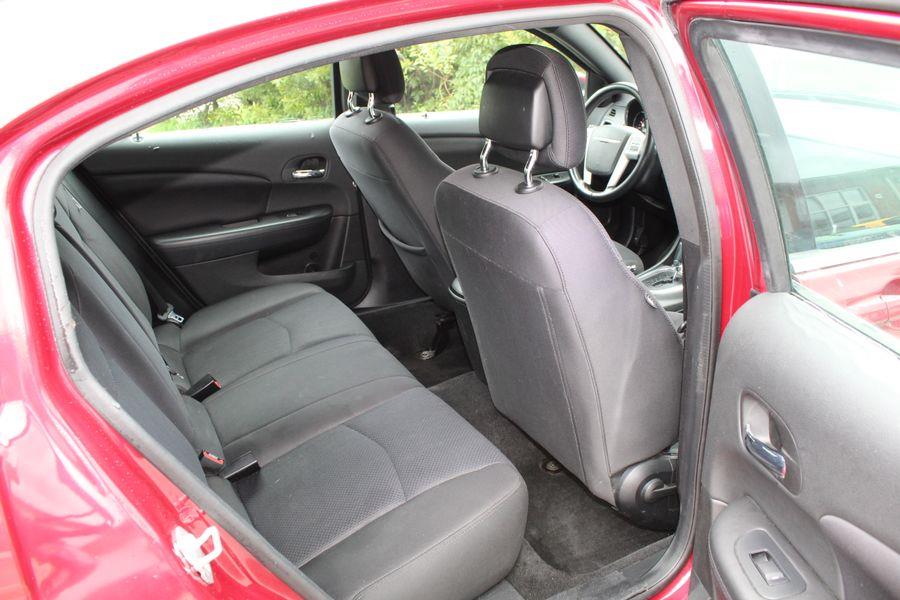 Used Chrysler 200 4dr Sdn Touring 2014 | CARMANIA USA. Chesapeake, Virginia Used Chrysler 200 4dr Sdn Touring 2014 | CARMANIA USA. Chesapeake, Virginia