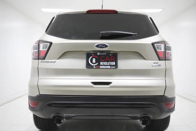 Used Ford Escape SE 4WD w/ rearCam 2017 | Car Revolution. Maple Shade, New Jersey Used Ford Escape SE 4WD w/ rearCam 2017 | Car Revolution. Maple Shade, New Jersey