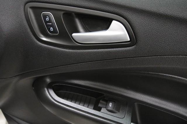 Used Ford Escape SE 4WD w/ rearCam 2017 | Car Revolution. Maple Shade, New Jersey Used Ford Escape SE 4WD w/ rearCam 2017 | Car Revolution. Maple Shade, New Jersey