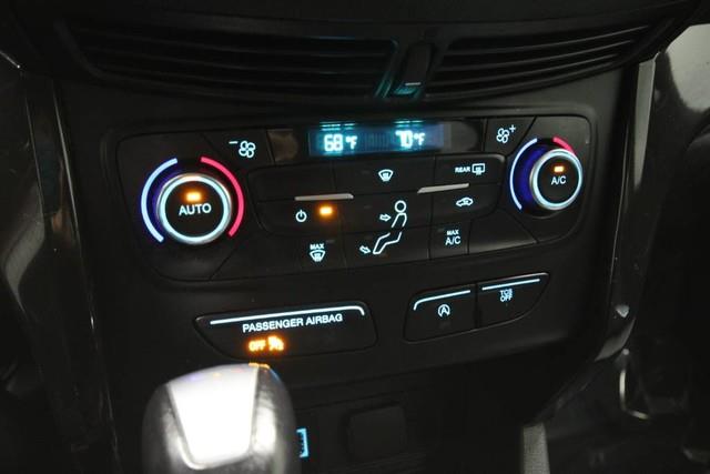 Used Ford Escape SE 4WD w/ rearCam 2017 | Car Revolution. Maple Shade, New Jersey Used Ford Escape SE 4WD w/ rearCam 2017 | Car Revolution. Maple Shade, New Jersey