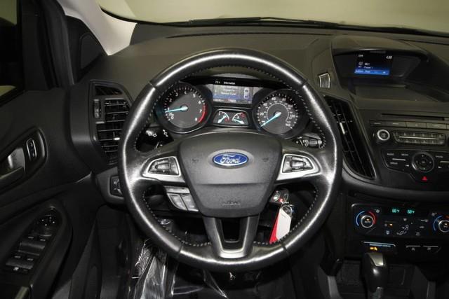 Used Ford Escape SE 4WD w/ rearCam 2017 | Car Revolution. Maple Shade, New Jersey Used Ford Escape SE 4WD w/ rearCam 2017 | Car Revolution. Maple Shade, New Jersey
