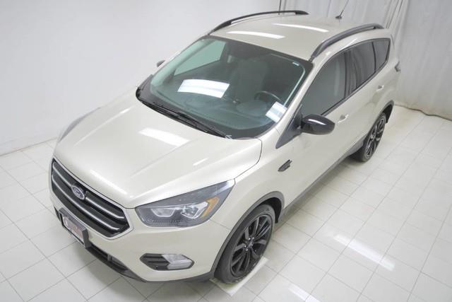 Used Ford Escape SE 4WD w/ rearCam 2017 | Car Revolution. Maple Shade, New Jersey Used Ford Escape SE 4WD w/ rearCam 2017 | Car Revolution. Maple Shade, New Jersey