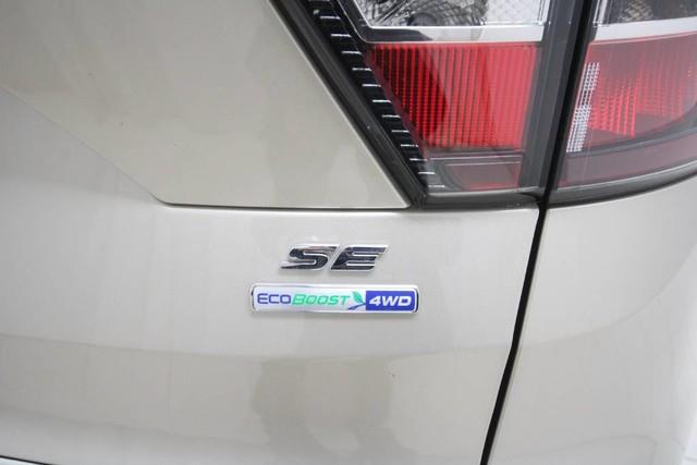 Used Ford Escape SE 4WD w/ rearCam 2017 | Car Revolution. Maple Shade, New Jersey Used Ford Escape SE 4WD w/ rearCam 2017 | Car Revolution. Maple Shade, New Jersey