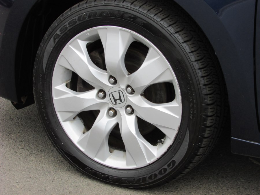 Used Honda Accord Sdn 4dr I4 Auto EX-L 2009 | United Auto Sales of E Windsor, Inc. East Windsor, Connecticut Used Honda Accord Sdn 4dr I4 Auto EX-L 2009 | United Auto Sales of E Windsor, Inc. East Windsor, Connecticut