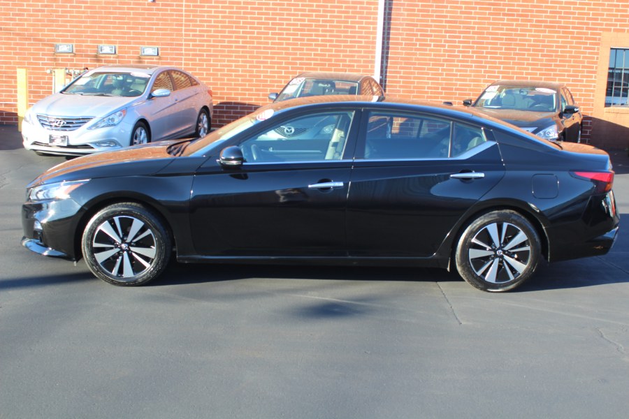 2019 Nissan Altima 2.5 SL Sedan, available for sale in Deer Park, New York | Car Tec Enterprise Leasing & Sales LLC. Deer Park, New York 2019 Nissan Altima 2.5 SL Sedan, available for sale in Deer Park, New York | Car Tec Enterprise Leasing & Sales LLC. Deer Park, New York
