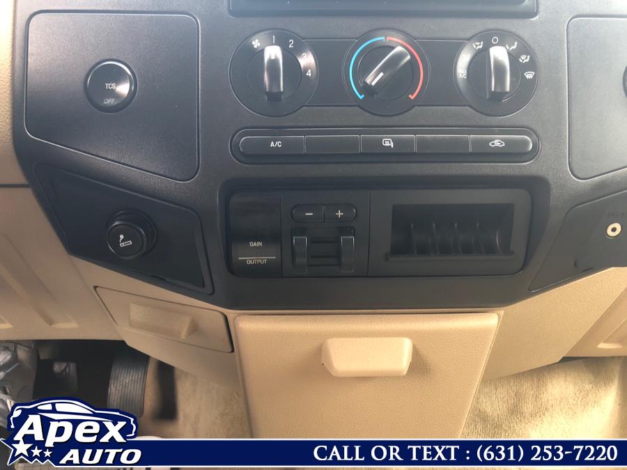 2008 Ford Super Duty F-350 DRW 2WD Crew Cab 172" XLT, available for sale in Selden, New York | Apex Auto. Selden, New York 2008 Ford Super Duty F-350 DRW 2WD Crew Cab 172" XLT, available for sale in Selden, New York | Apex Auto. Selden, New York