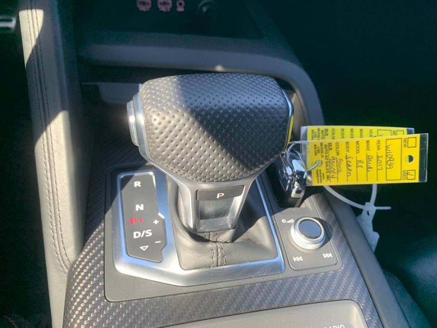 2017 Audi R8 Coupe V10 quattro AWD, available for sale in South Windsor, Connecticut | Mike And Tony Auto Sales, Inc. South Windsor, Connecticut 2017 Audi R8 Coupe V10 quattro AWD, available for sale in South Windsor, Connecticut | Mike And Tony Auto Sales, Inc. South Windsor, Connecticut