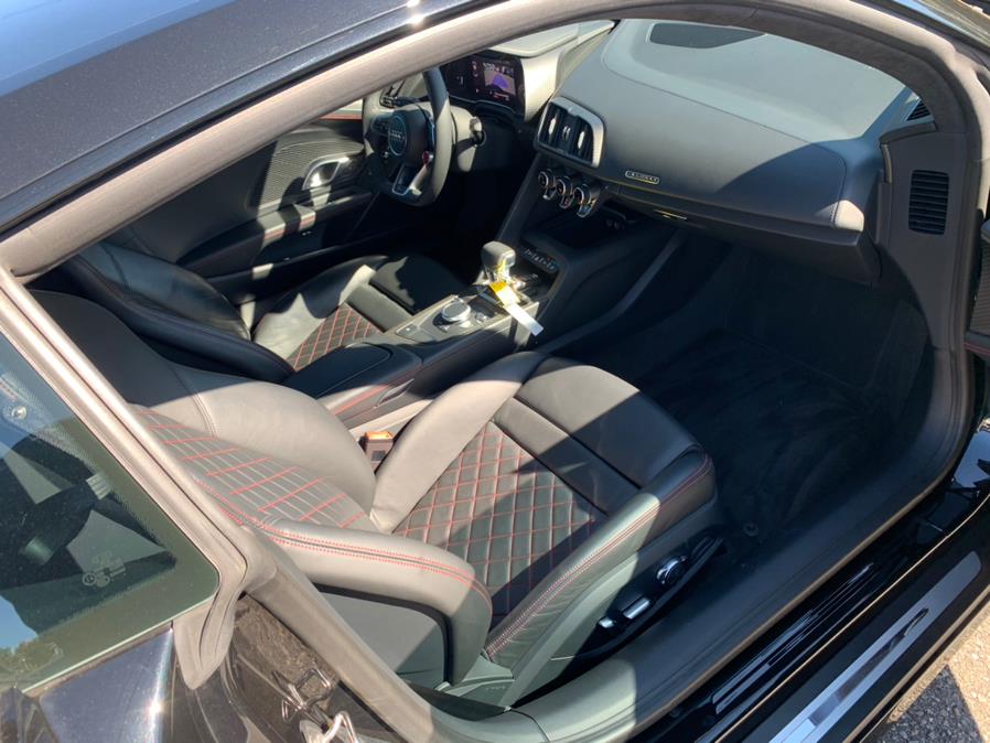 2017 Audi R8 Coupe V10 quattro AWD, available for sale in South Windsor, Connecticut | Mike And Tony Auto Sales, Inc. South Windsor, Connecticut 2017 Audi R8 Coupe V10 quattro AWD, available for sale in South Windsor, Connecticut | Mike And Tony Auto Sales, Inc. South Windsor, Connecticut