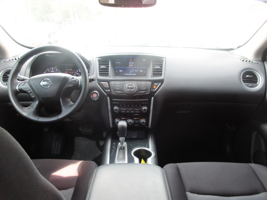2019 Nissan Pathfinder 4x4 SV, available for sale in Linden, New Jersey | Route 27 Auto Mall. Linden, New Jersey 2019 Nissan Pathfinder 4x4 SV, available for sale in Linden, New Jersey | Route 27 Auto Mall. Linden, New Jersey