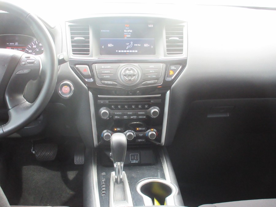 2019 Nissan Pathfinder 4x4 SV, available for sale in Linden, New Jersey | Route 27 Auto Mall. Linden, New Jersey 2019 Nissan Pathfinder 4x4 SV, available for sale in Linden, New Jersey | Route 27 Auto Mall. Linden, New Jersey