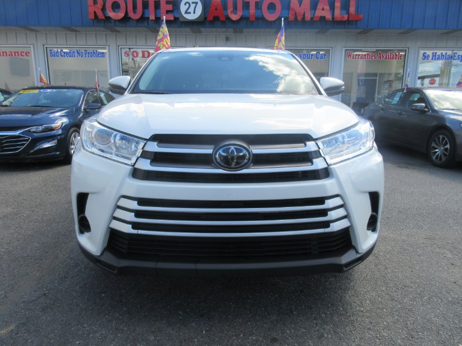 2019 Toyota Highlander LE Plus V6 FWD (Natl), available for sale in Linden, New Jersey | Route 27 Auto Mall. Linden, New Jersey 2019 Toyota Highlander LE Plus V6 FWD (Natl), available for sale in Linden, New Jersey | Route 27 Auto Mall. Linden, New Jersey