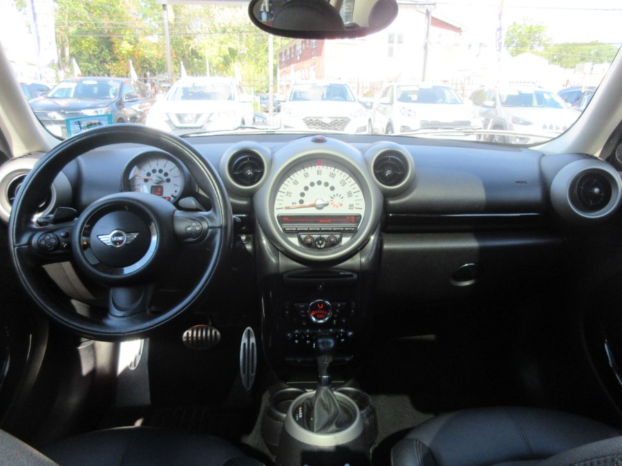 Used MINI Cooper Countryman FWD 4dr S 2011 | Route 27 Auto Mall. Linden, New Jersey Used MINI Cooper Countryman FWD 4dr S 2011 | Route 27 Auto Mall. Linden, New Jersey